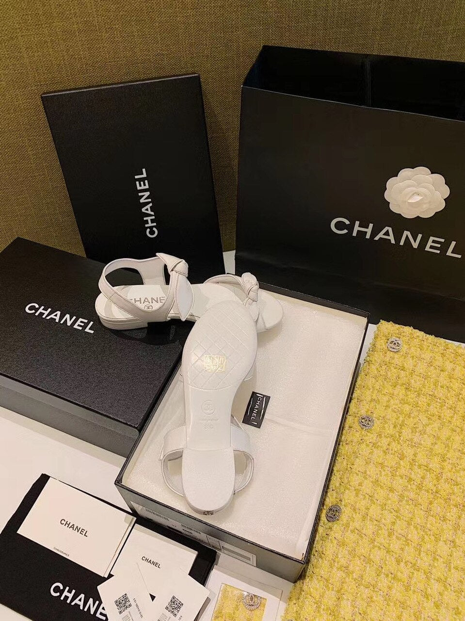 Chanel Knot Sandals Calfskin Leather Spring/Summer Collection, White
