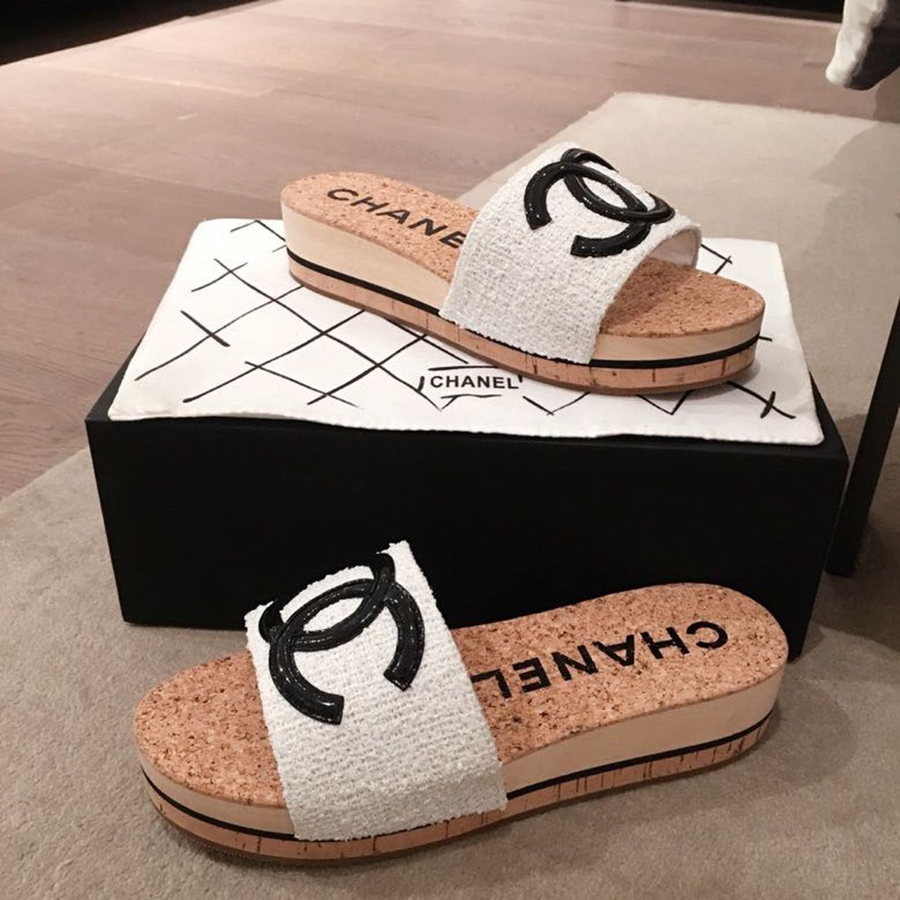 Chanel Cork Sandals Suede/Calfskin Leather Spring/Summer Collection White/Black