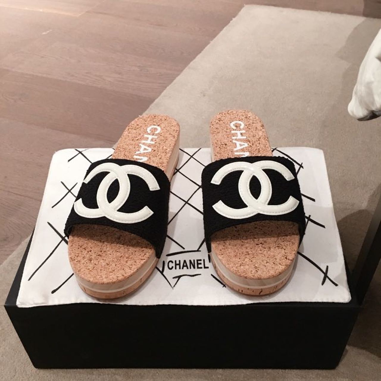 Chanel Cork Sandals Suede/Calfskin Leather Spring/Summer Collection Black/White