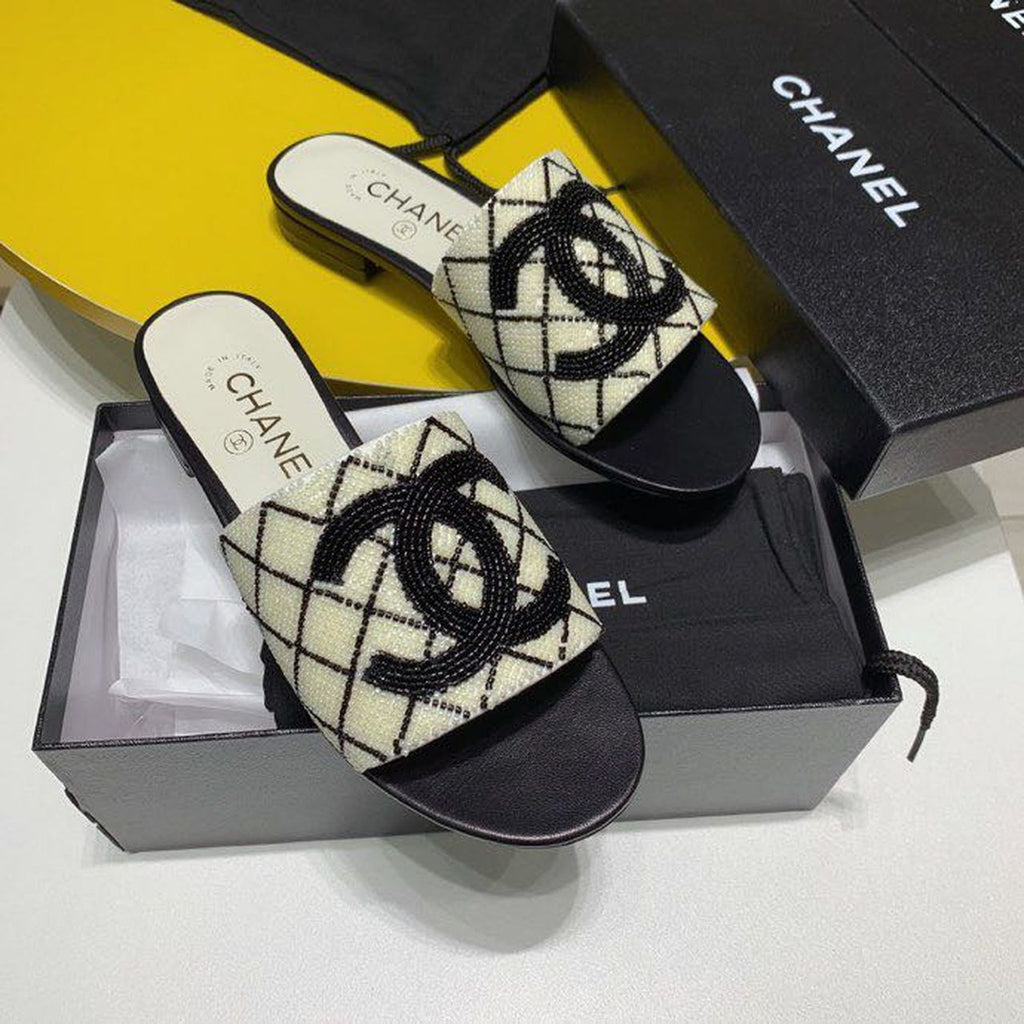Chanel Bead Embroidered Mule Sandals Calfskin Leather Spring/Summer Collection White