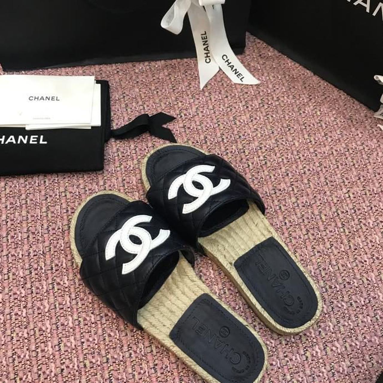 Chanel CC Quilted Espadrille Sandals Calfskin Leather Spring/Summer Collection Black/White
