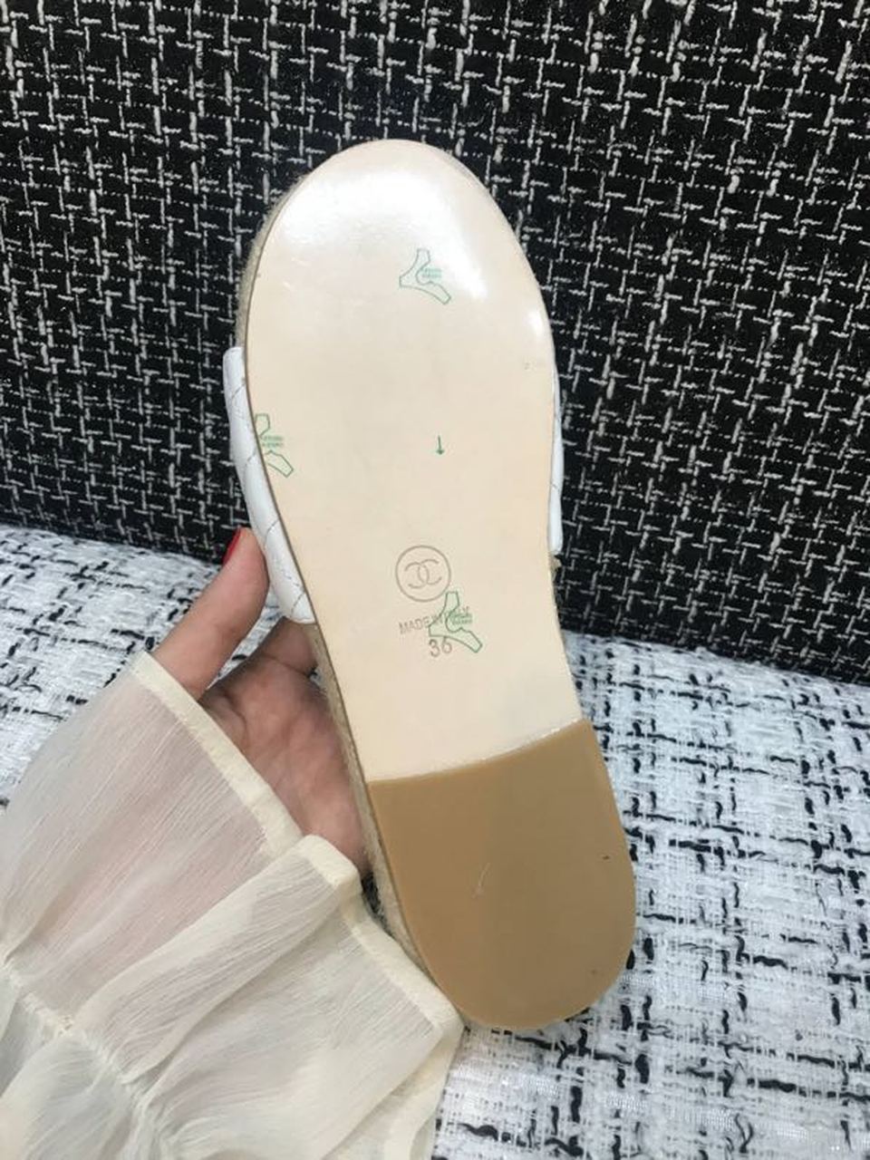 Chanel CC Quilted Espadrille Sandals Calfskin Leather Spring/Summer Collection White/Beige