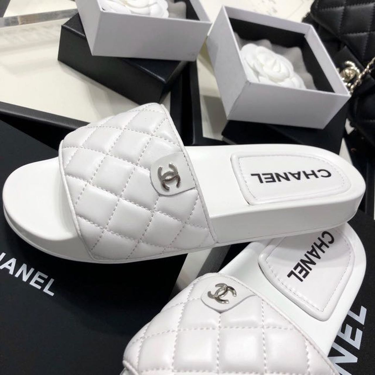 Chanel Quilted Sandals Lambskin Leather Spring/Summer Collection White