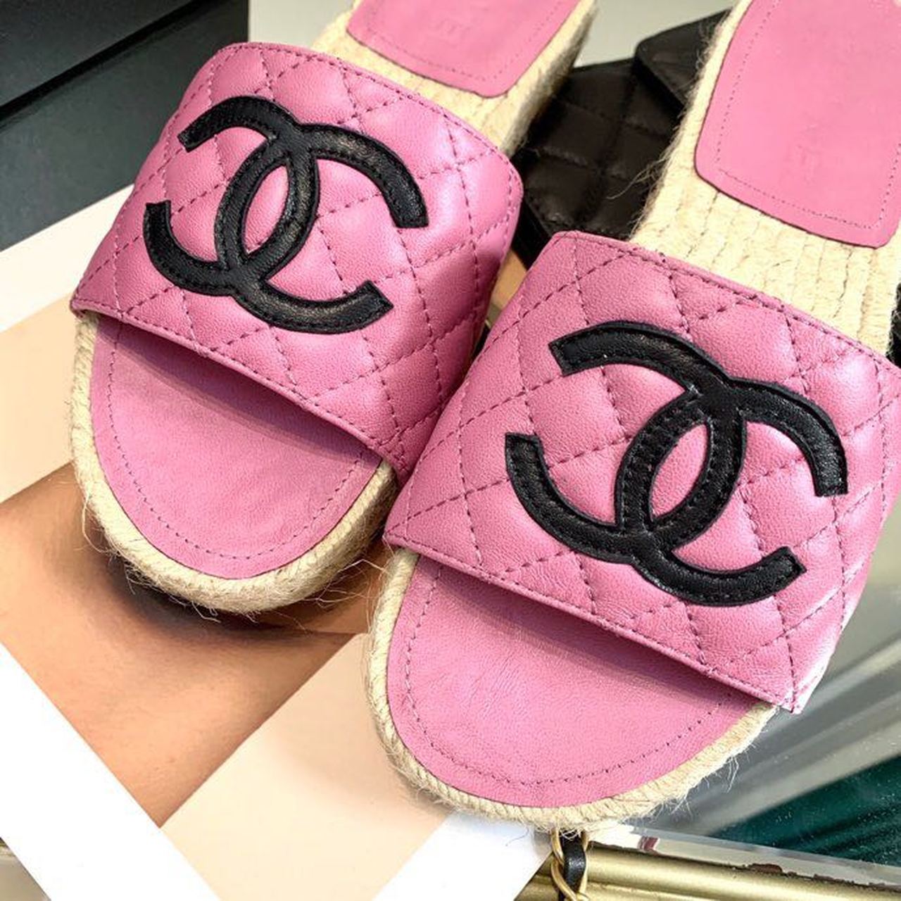 Chanel CC Quilted Espadrille Sandals Calfskin Leather Spring/Summer Collection Pink/Black
