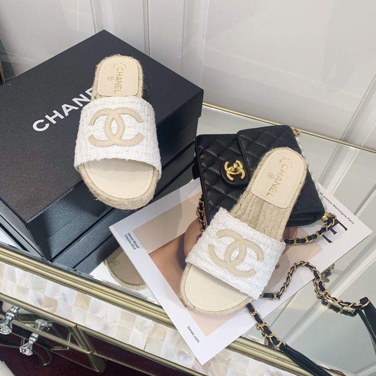 Chanel CC Espadrille Sandals Tweed/Calfskin Leather Spring/Summer Collection White/Beige