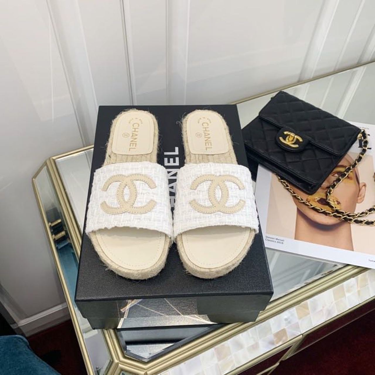 Chanel CC Espadrille Sandals Tweed/Calfskin Leather Spring/Summer Collection White/Beige