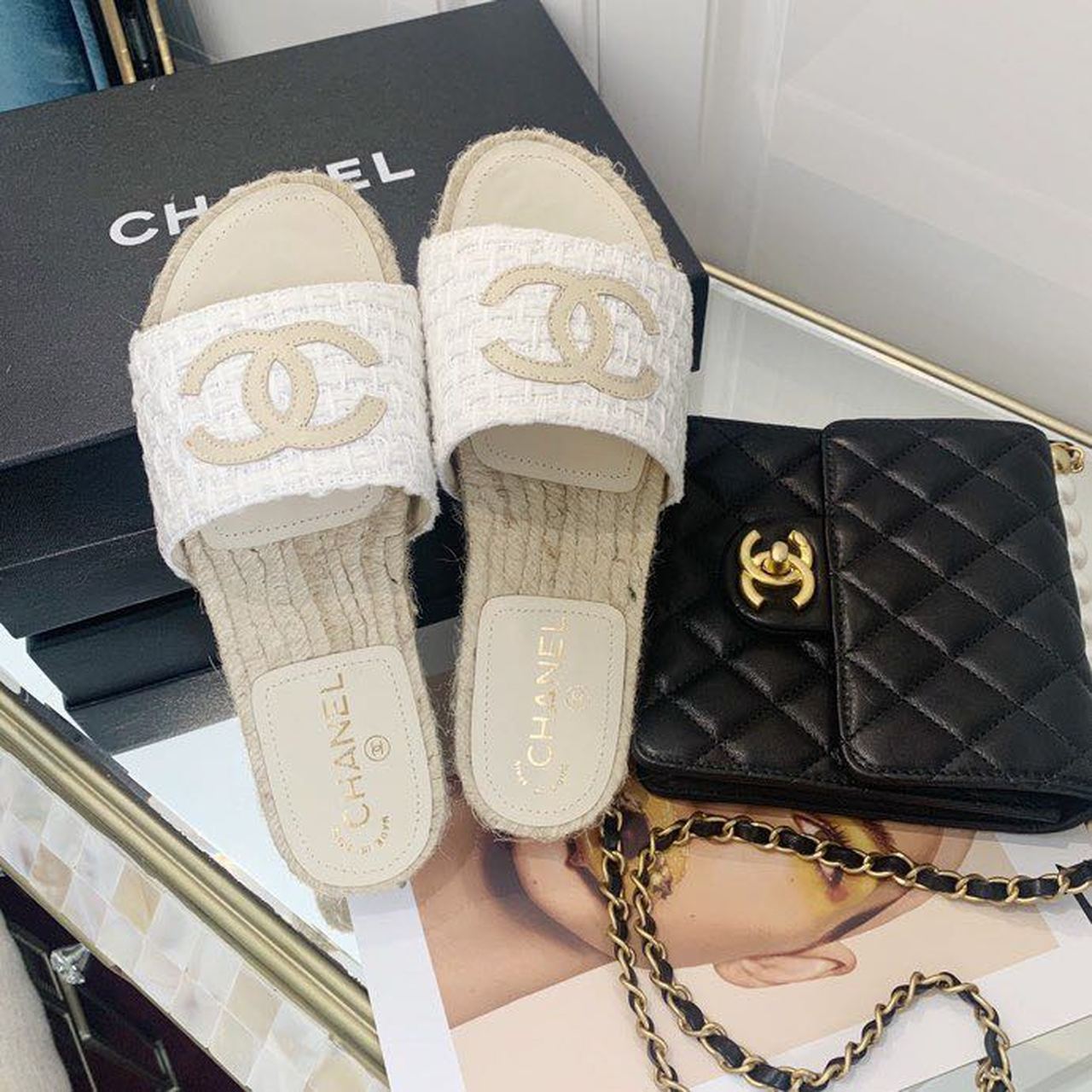 Chanel CC Espadrille Sandals Tweed/Calfskin Leather Spring/Summer Collection White/Beige