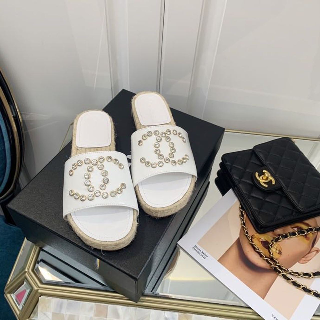 Chanel Crystal CC Espadrille Espadrille Sandals Calfskin Leather Spring/Summer Collection White