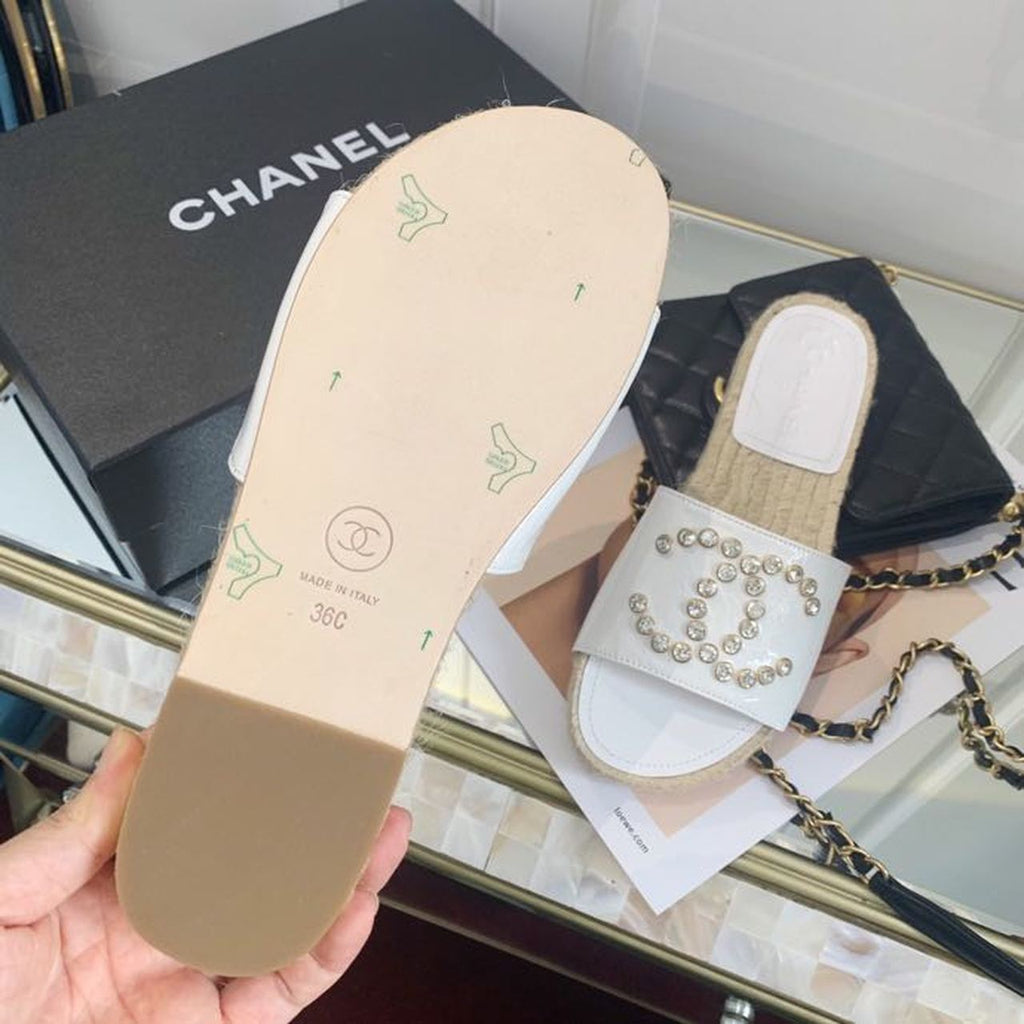 Chanel Crystal CC Espadrille Espadrille Sandals Calfskin Leather Spring/Summer Collection White
