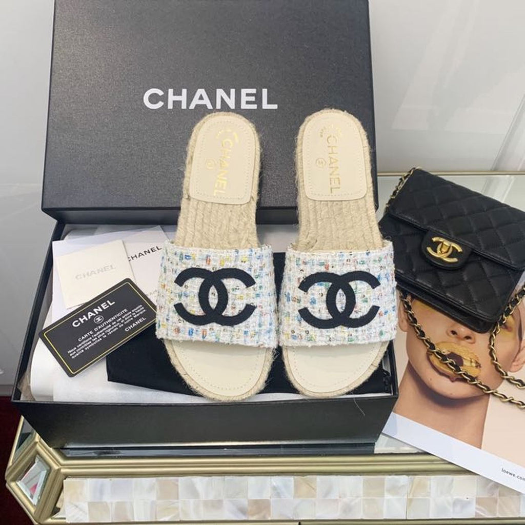 Chanel CC Espadrille Sandals Tweed/Calfskin Leather Spring/Summer Collection White/Multicolor