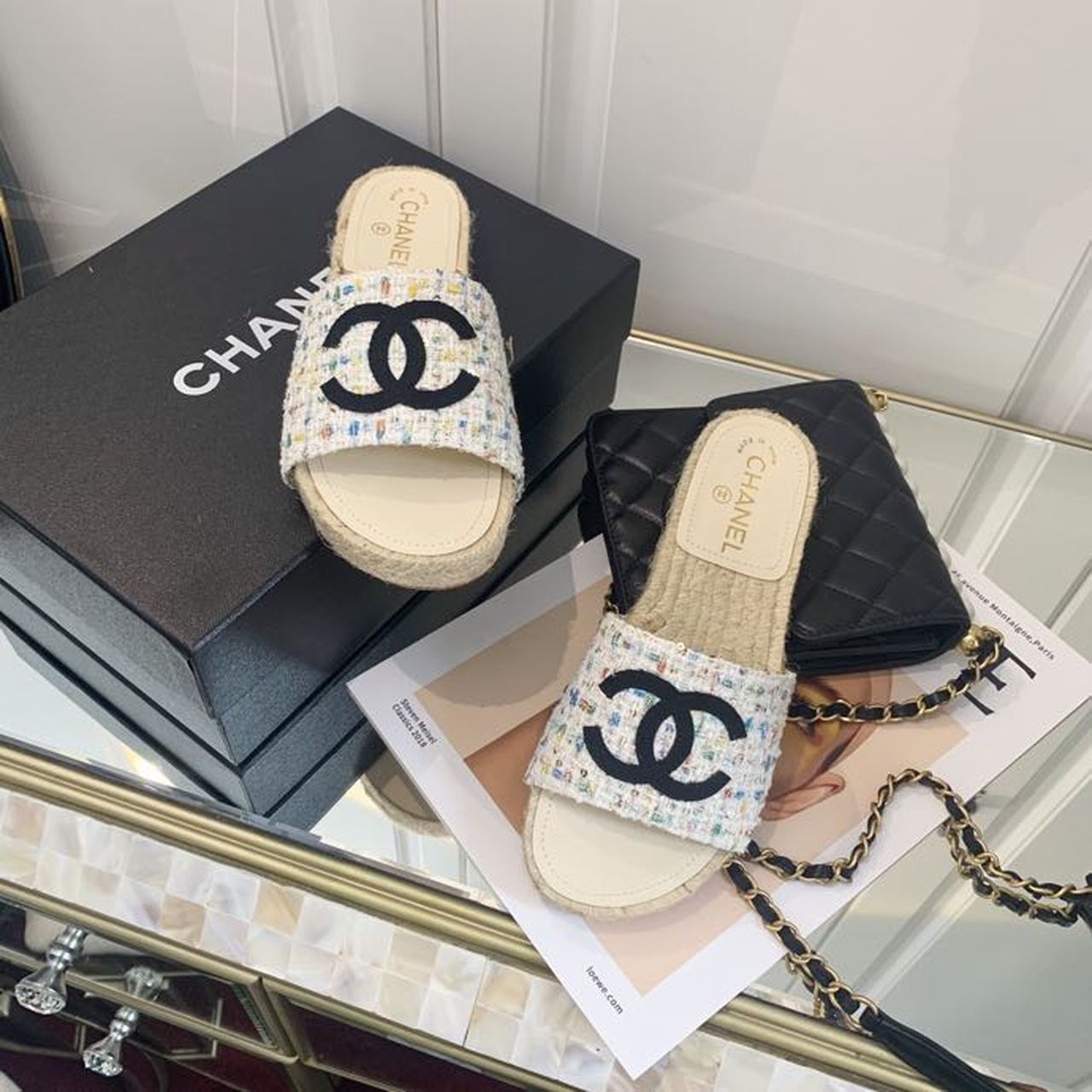 Chanel CC Espadrille Sandals Tweed/Calfskin Leather Spring/Summer Collection White/Multicolor
