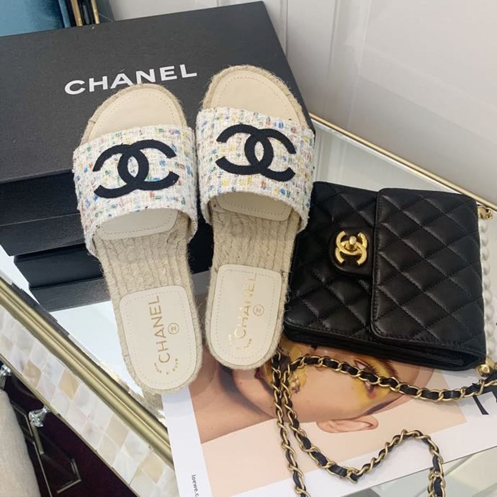 Chanel CC Espadrille Sandals Tweed/Calfskin Leather Spring/Summer Collection White/Multicolor