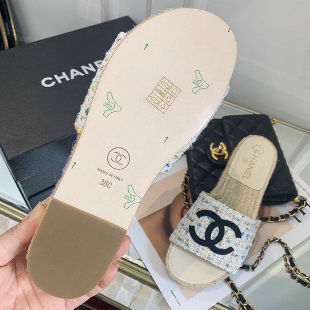 Chanel CC Espadrille Sandals Tweed/Calfskin Leather Spring/Summer Collection White/Multicolor