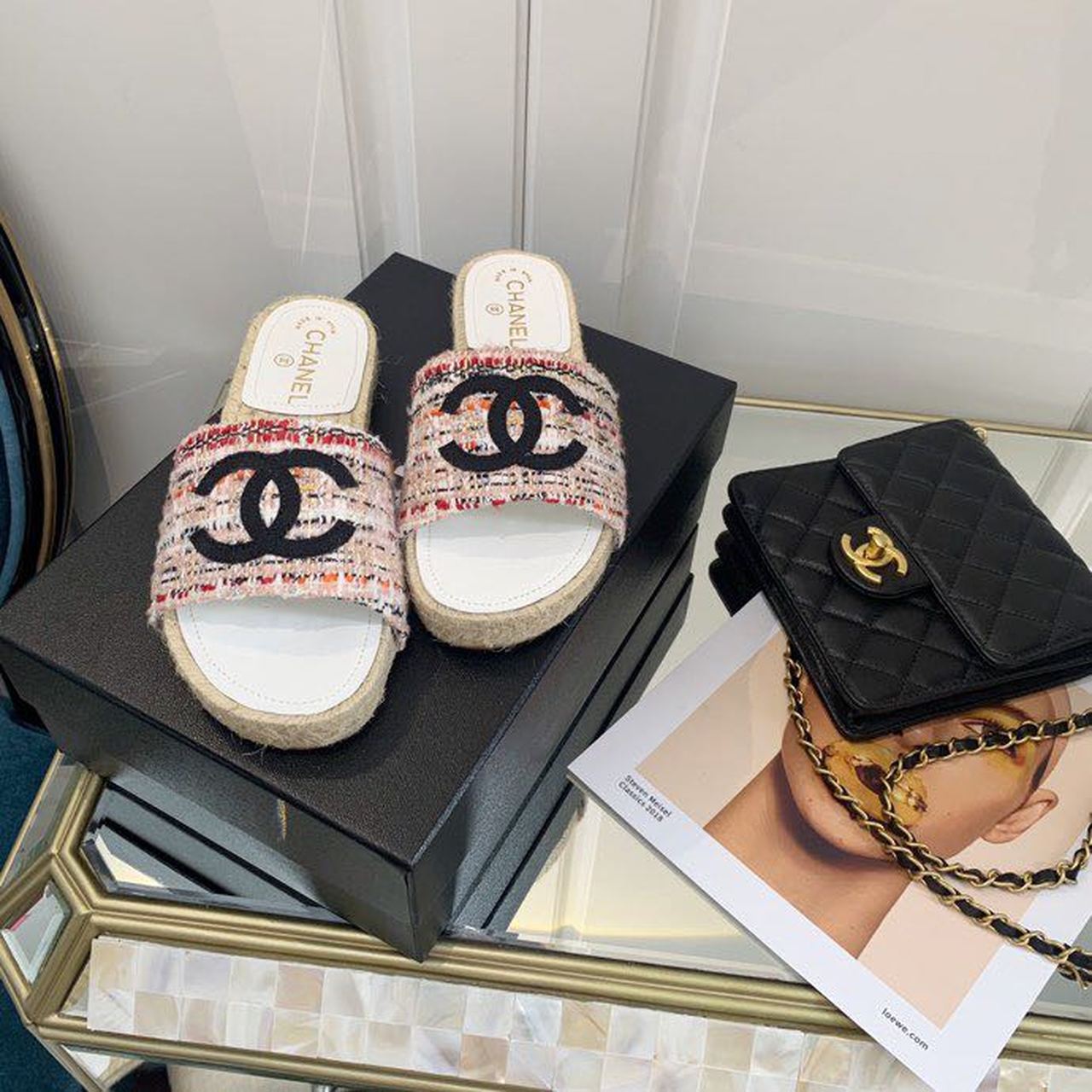 Chanel CC Espadrille Sandals Tweed/Calfskin Leather Spring/Summer Collection Red/Black