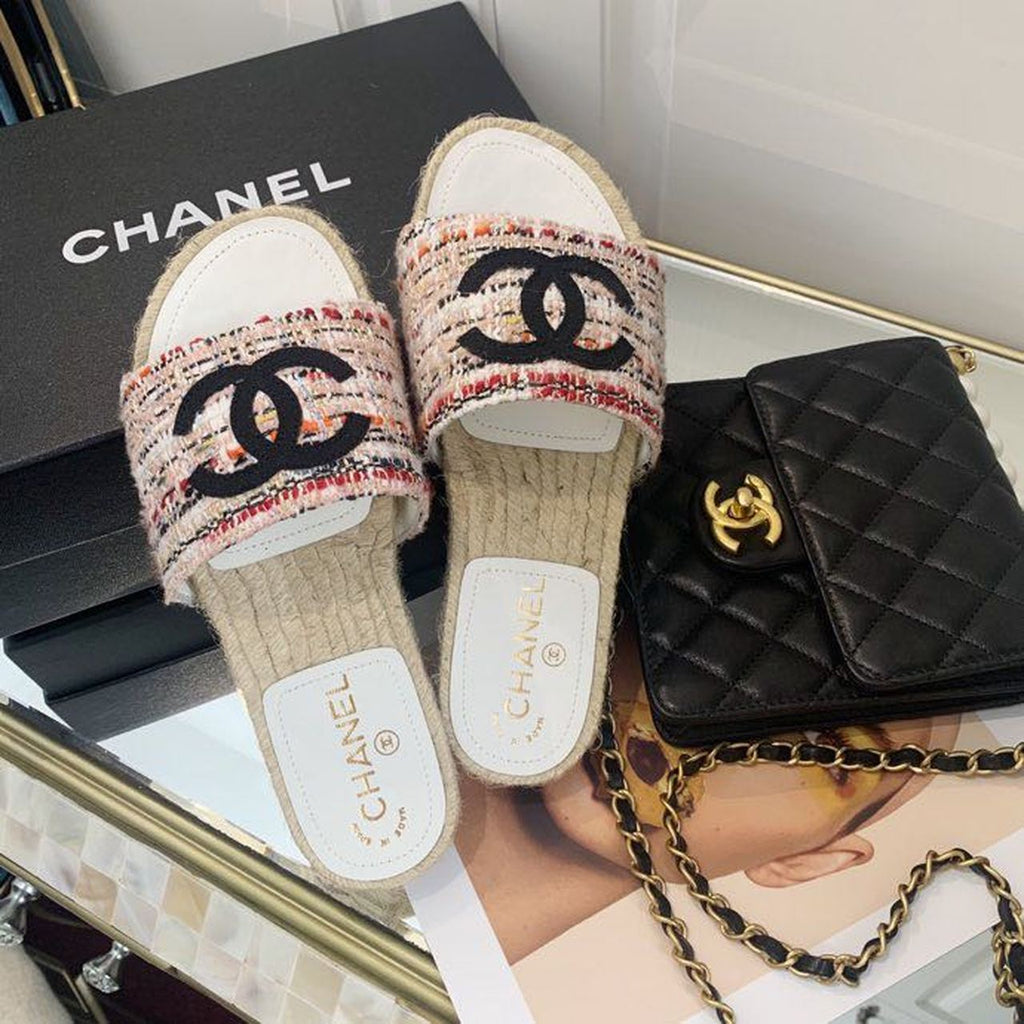 Chanel CC Espadrille Sandals Tweed/Calfskin Leather Spring/Summer Collection Red/Black