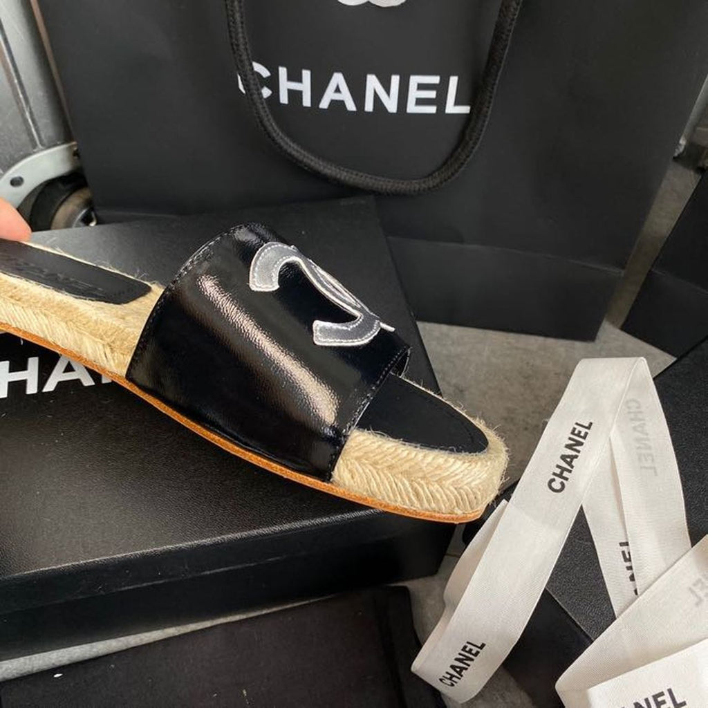 Chanel CC Espadrille Sandals Calfskin Leather Spring/Summer Collection Black/Silver
