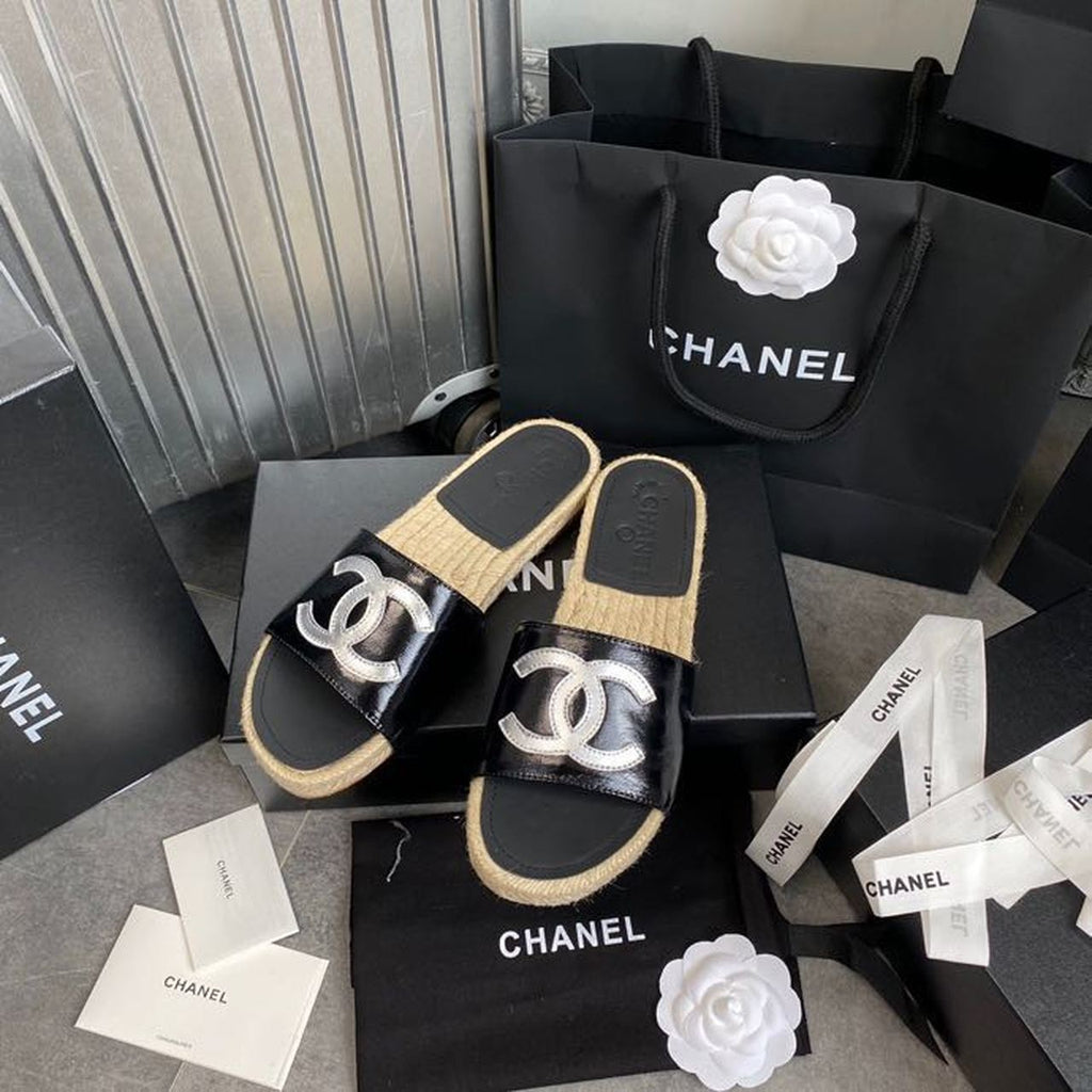 Chanel CC Espadrille Sandals Calfskin Leather Spring/Summer Collection Black/Silver