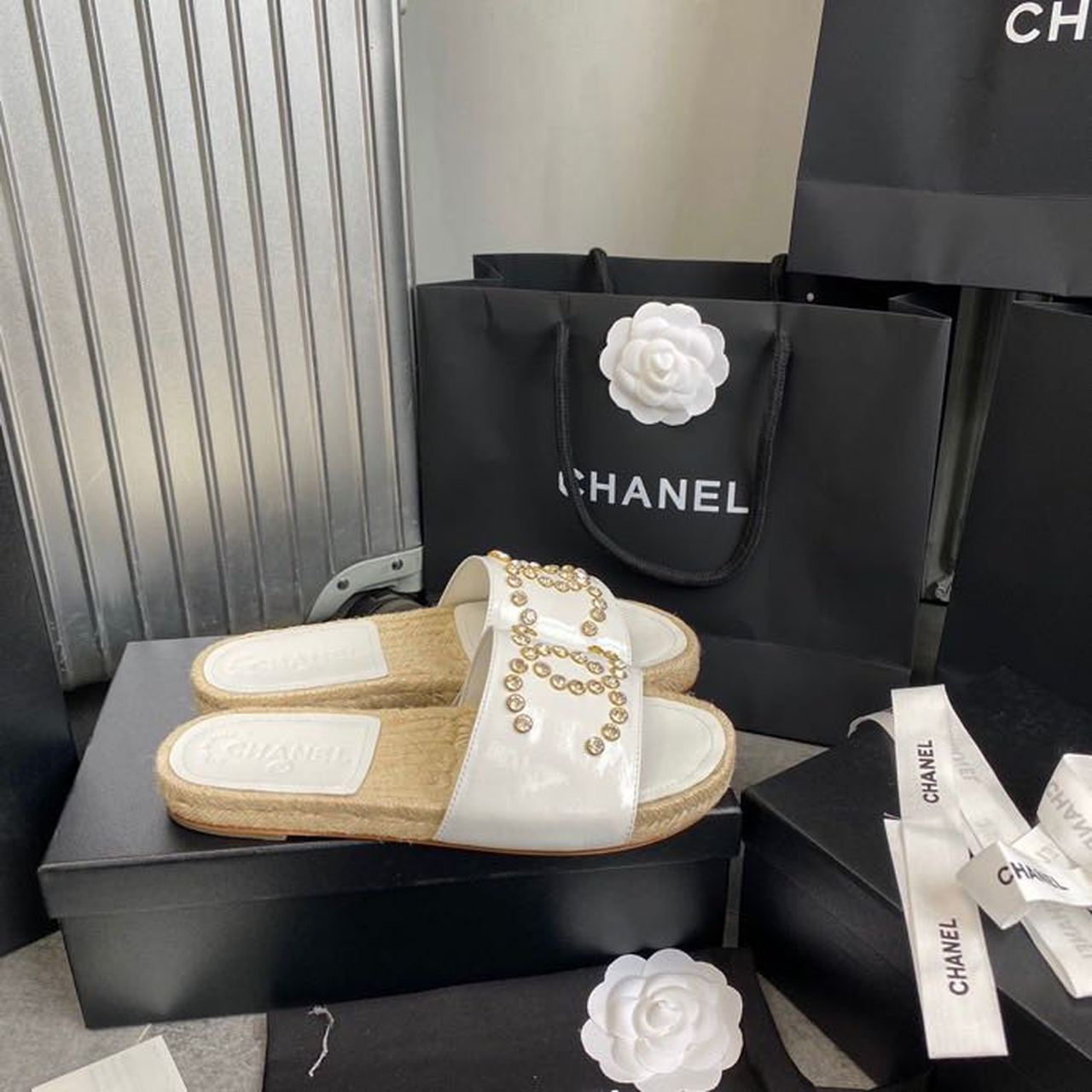 Chanel Pearl Beaded Embellished Sandals Calfskin Leather Spring/Summer Collection White