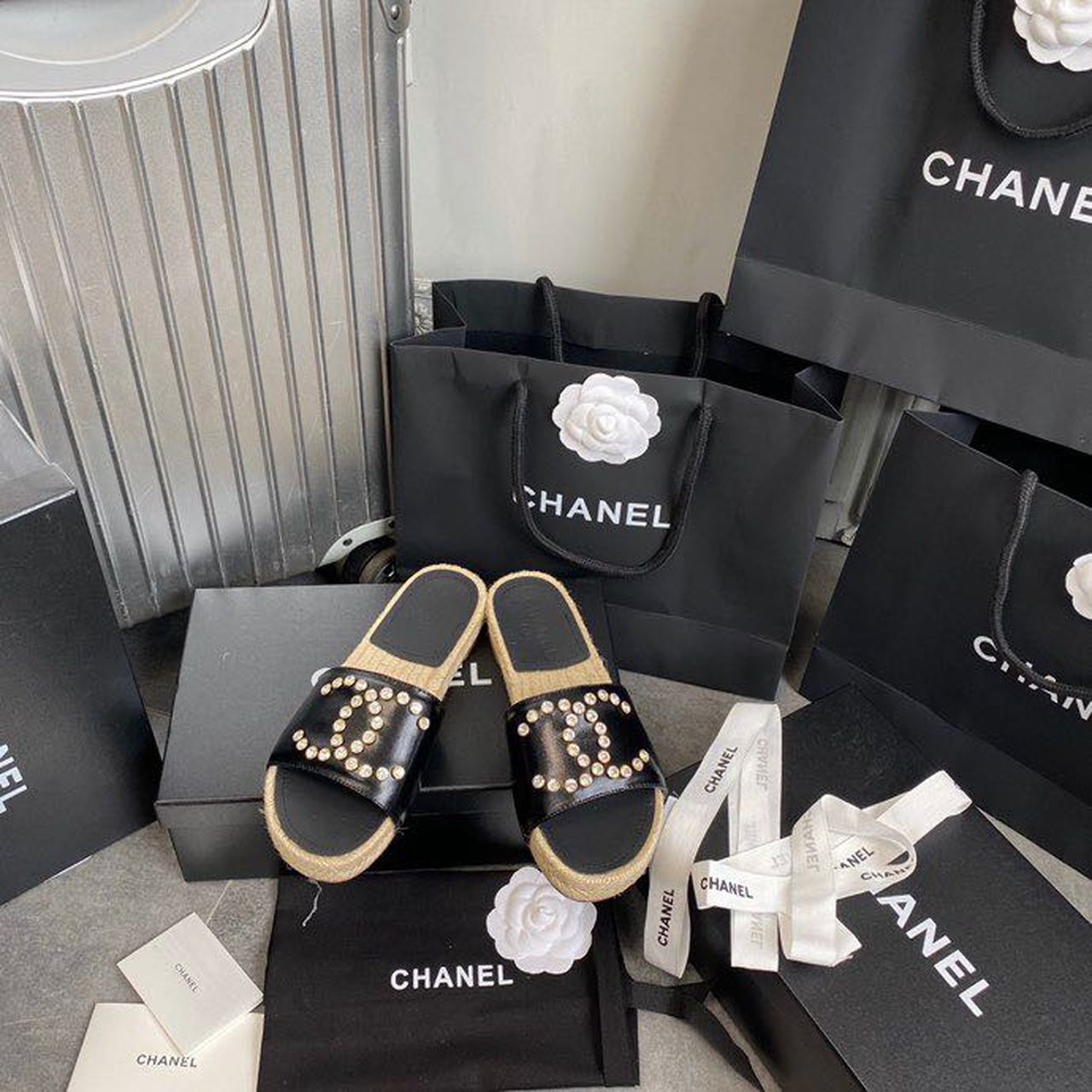 Chanel Crystal CC Espadrille Sandals Calfskin Leather Spring/Summer Collection Black