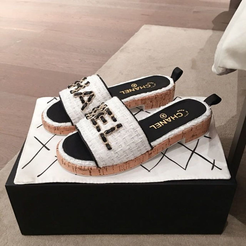 Chanel Woven Chain Cork Mules Sandals Tweed/Calfskin Leather Spring/Summer Collection White/Black