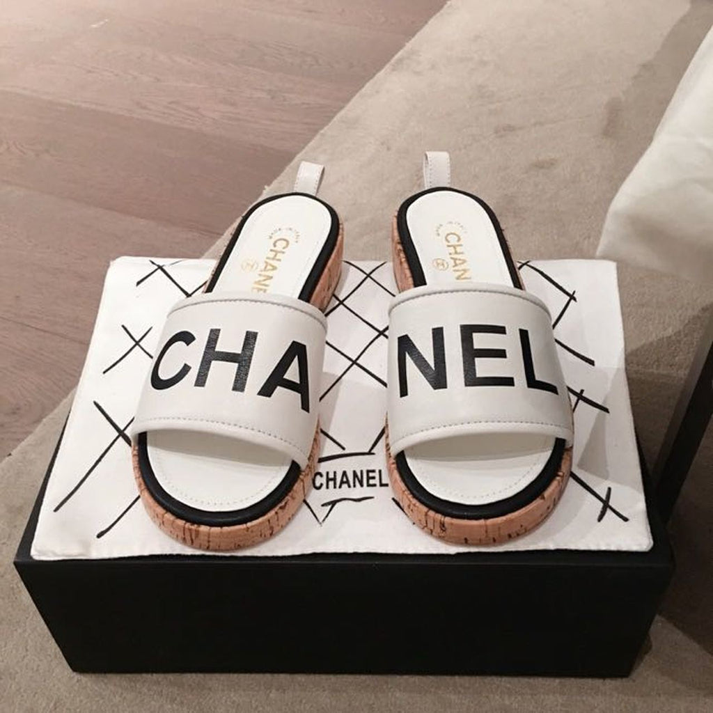 Chanel Cork Mules Sandals Calfskin Leather Spring/Summer Collection White/Black
