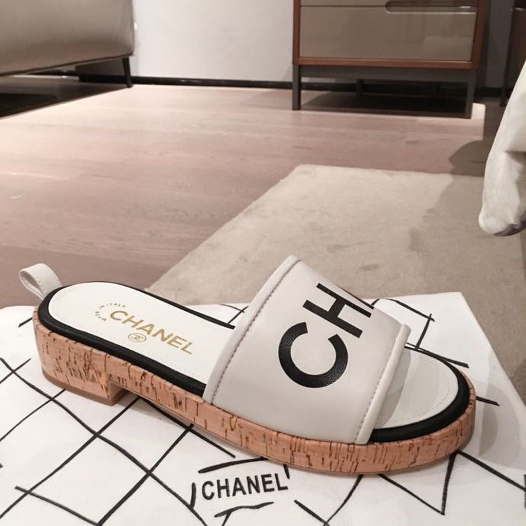 Chanel Cork Mules Sandals Calfskin Leather Spring/Summer Collection White/Black