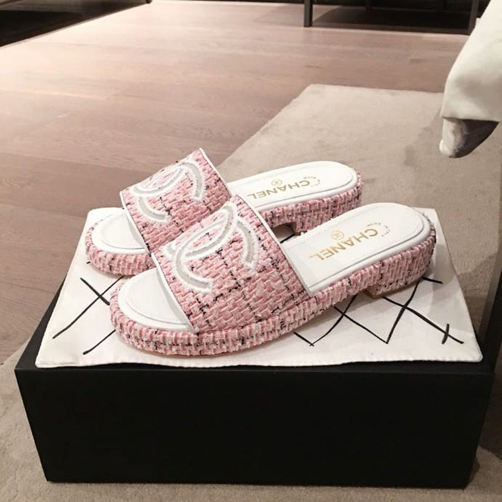 Chanel CC Cork Mules Sandals Tweed/Calfskin Leather Spring/Summer Collection Pink