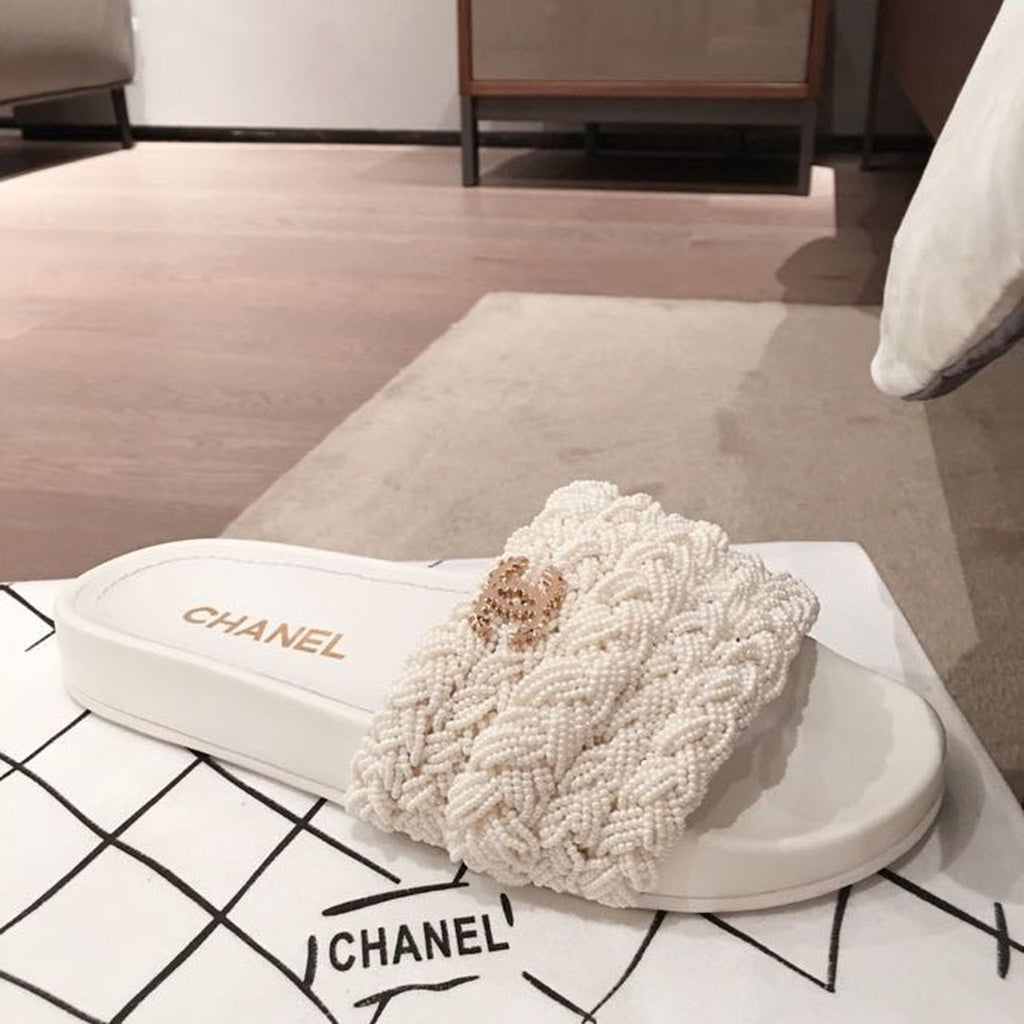 Chanel Pearl Beaded Embellished Sandals Calfskin Leather Spring/Summer Collection White