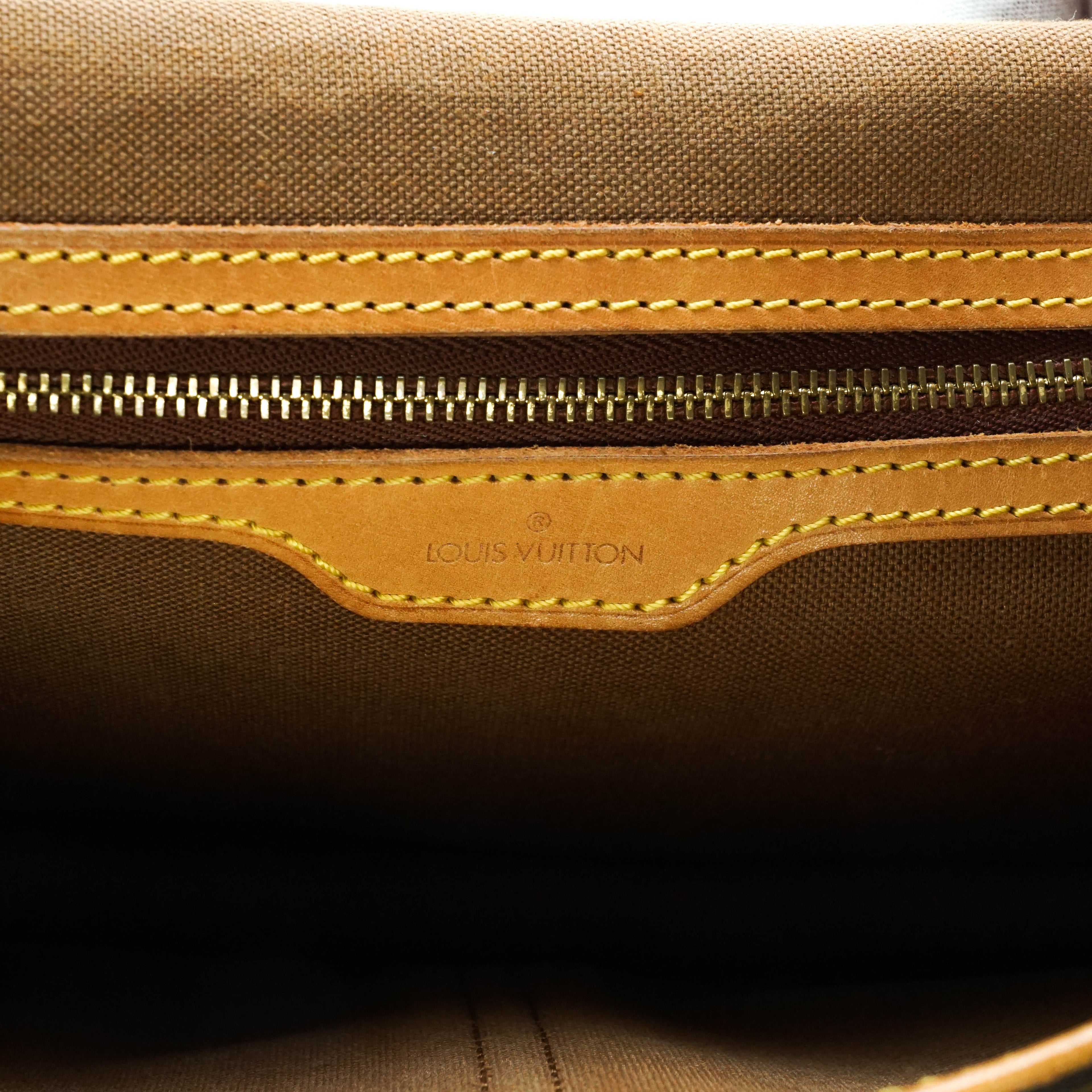Louis Vuitton Gibeciere Mm