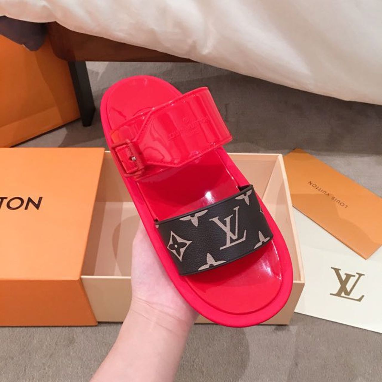 Louis Vuitton Sunbath Flat Mules PVC Spring/Summer Collection 1A66XP, Corail