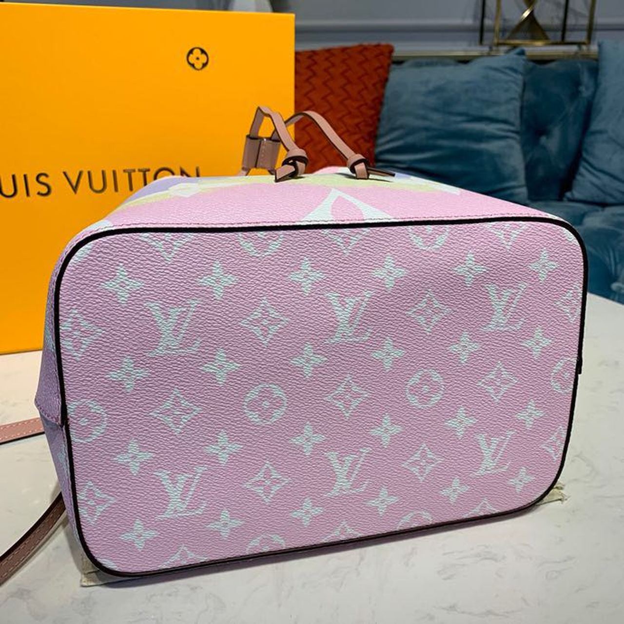 Louis Vuitton Tie Dye Escale N?oNo? Bucket Bag 25cm Monogram Canvas Spring/Summer Collection M45124, Pastel Pink