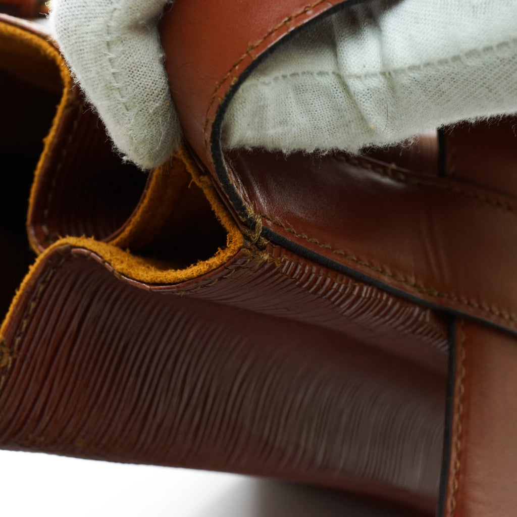 Louis Vuitton Sac Depaule Crossbody