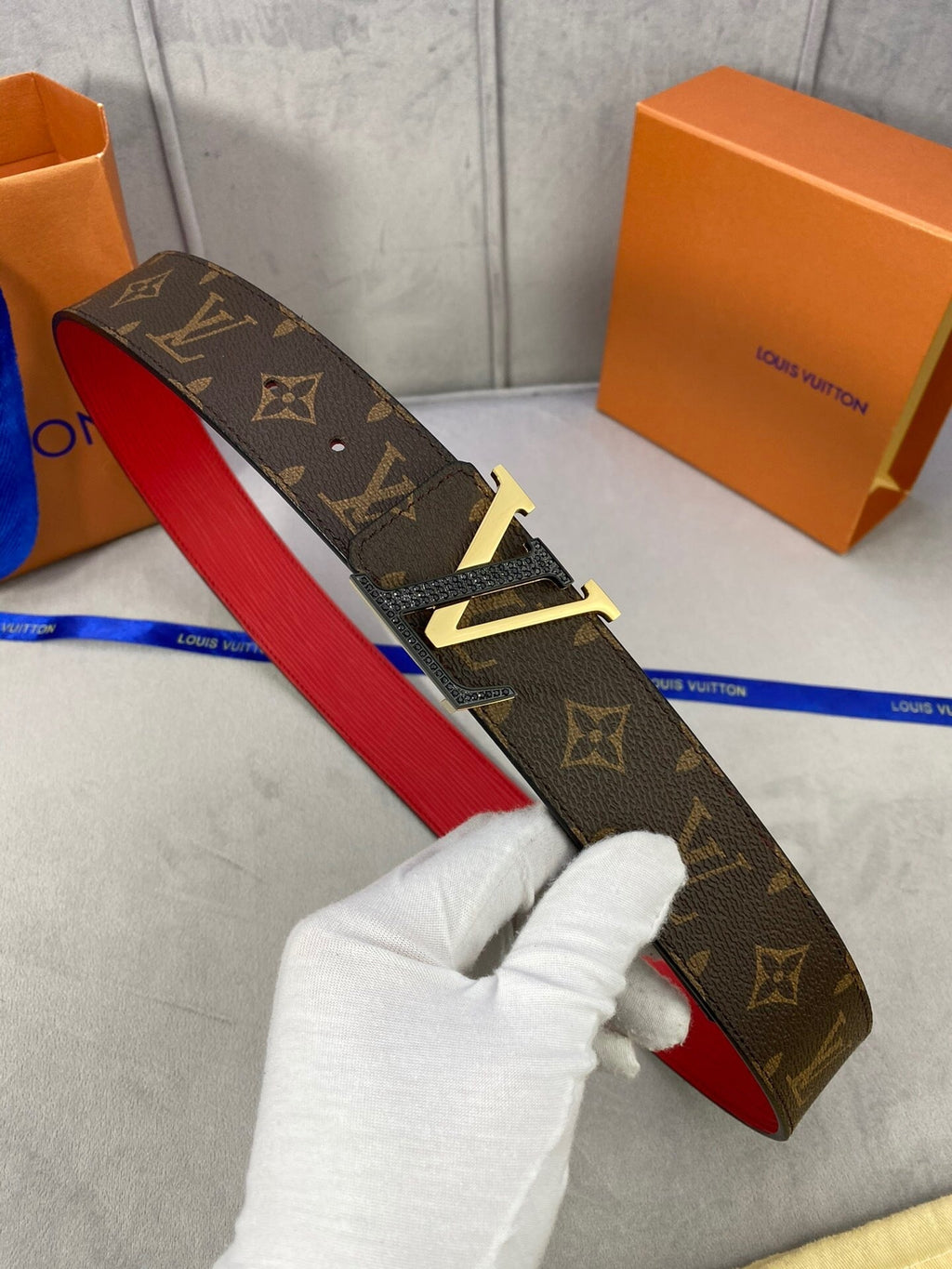 Louis Vuitton Initiales Reversible