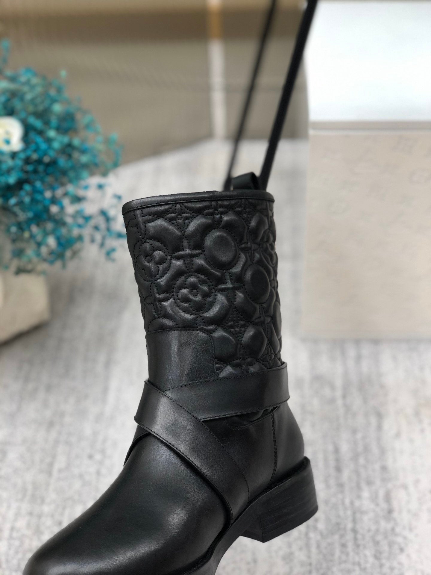 Louis Vuitton Discovery Flat Ankle Boot Black