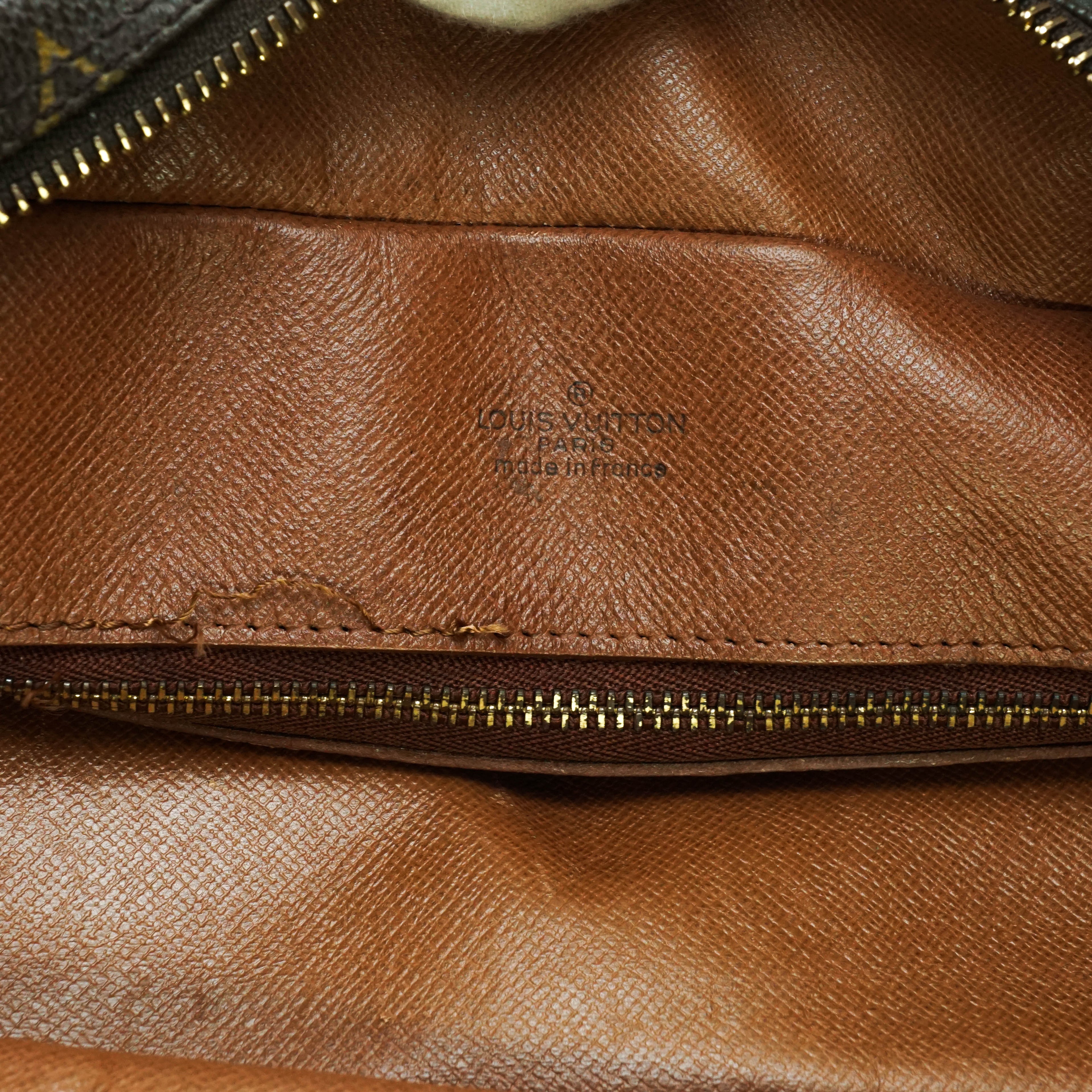 Louis Vuitton Nile Gm Crossbody Bag
