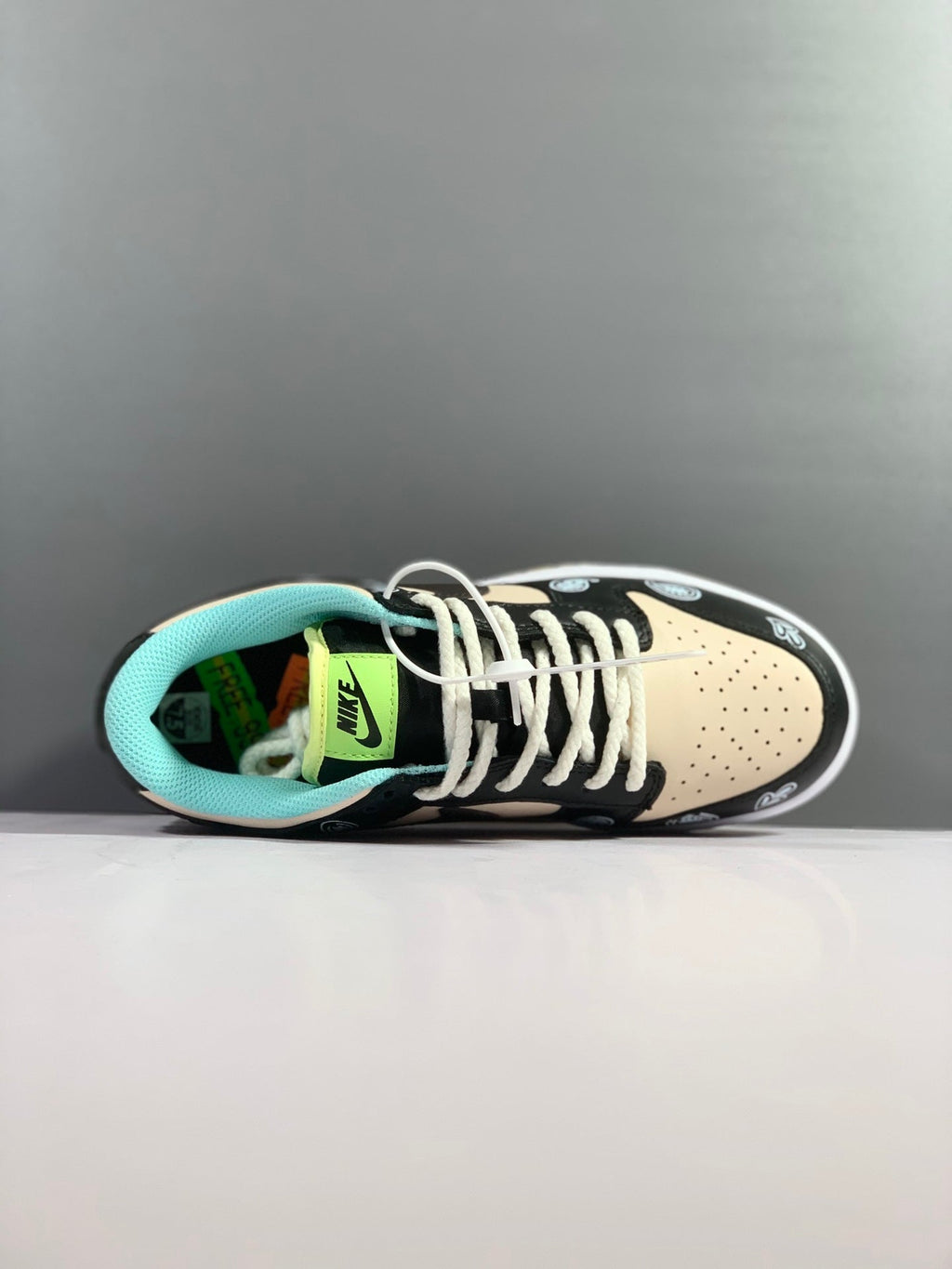 Nike SB Dunk Low Top