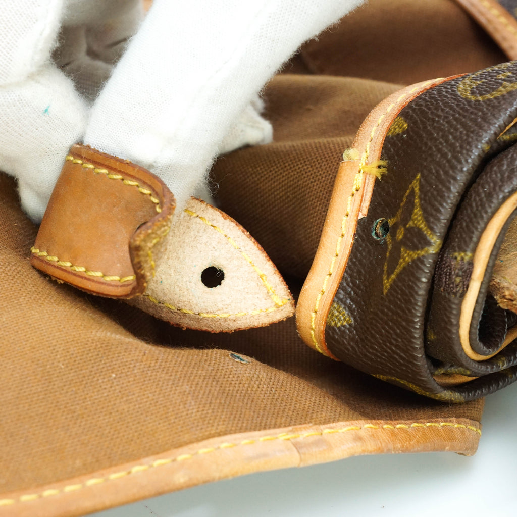 Louis Vuitton Saumur 35 Crossbody