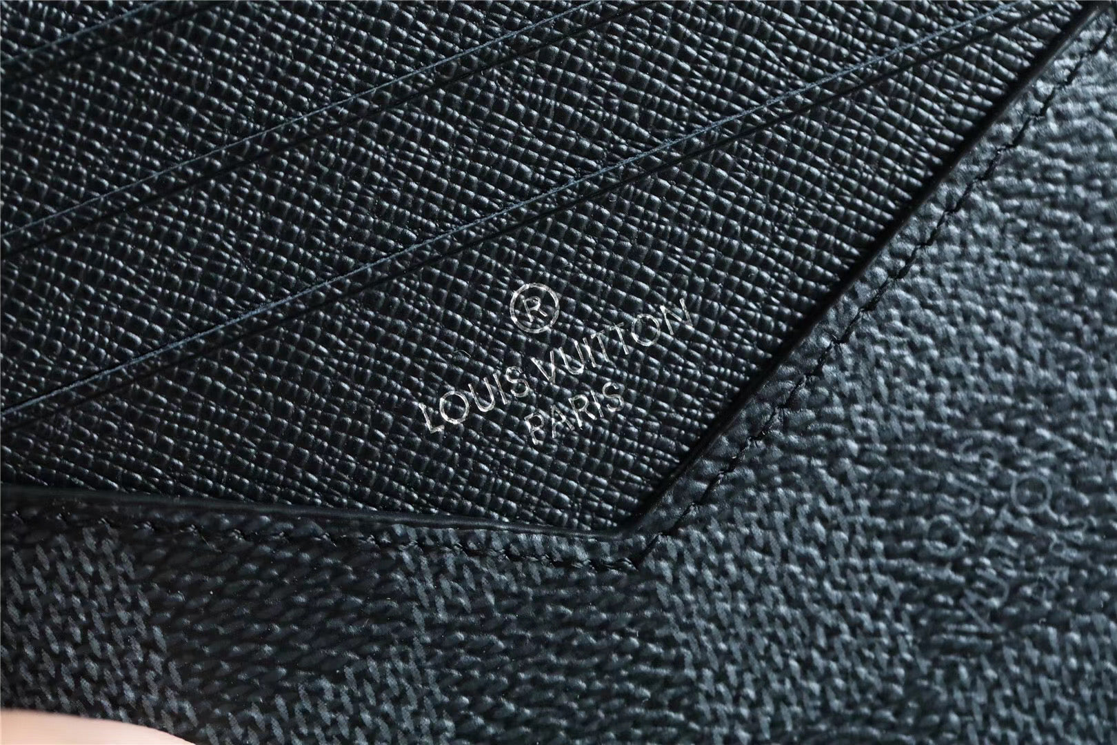 Louis Vuitton ID Card Holder Damier Graphite Canvas Black For Men, Men’s Wallet 13cm LV N60378