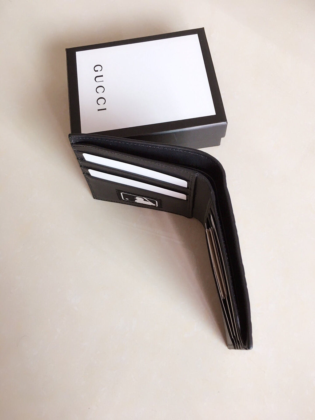 Gucci Bi-Fold Wallet 11cm