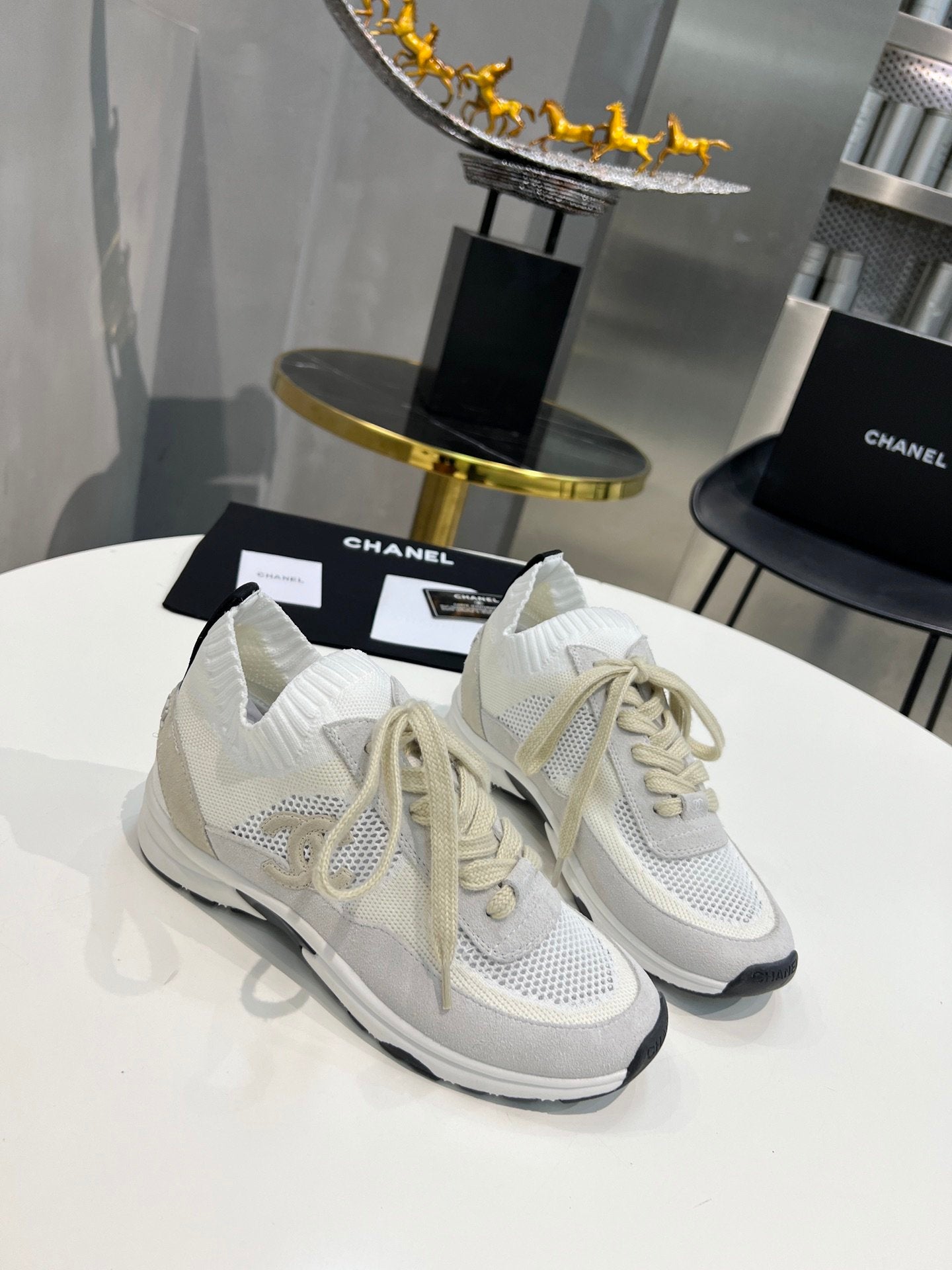 Chanel Trainers Sneakers White/Pink