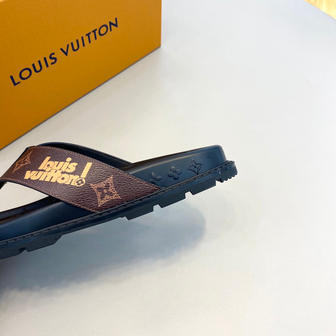 Louis Vuitton Mirabeau Thong