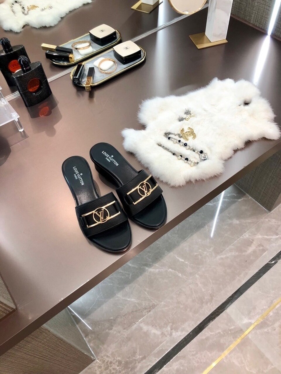 Louis Vuitton Lock It Mules Calfskin Leather Spring/Summer Collection Black