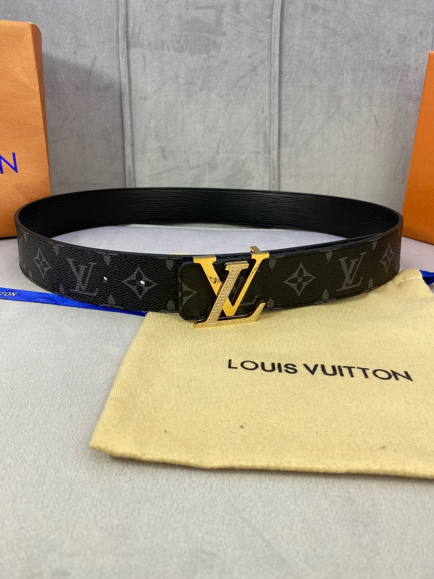 Louis Vuitton Initiales Reversible
