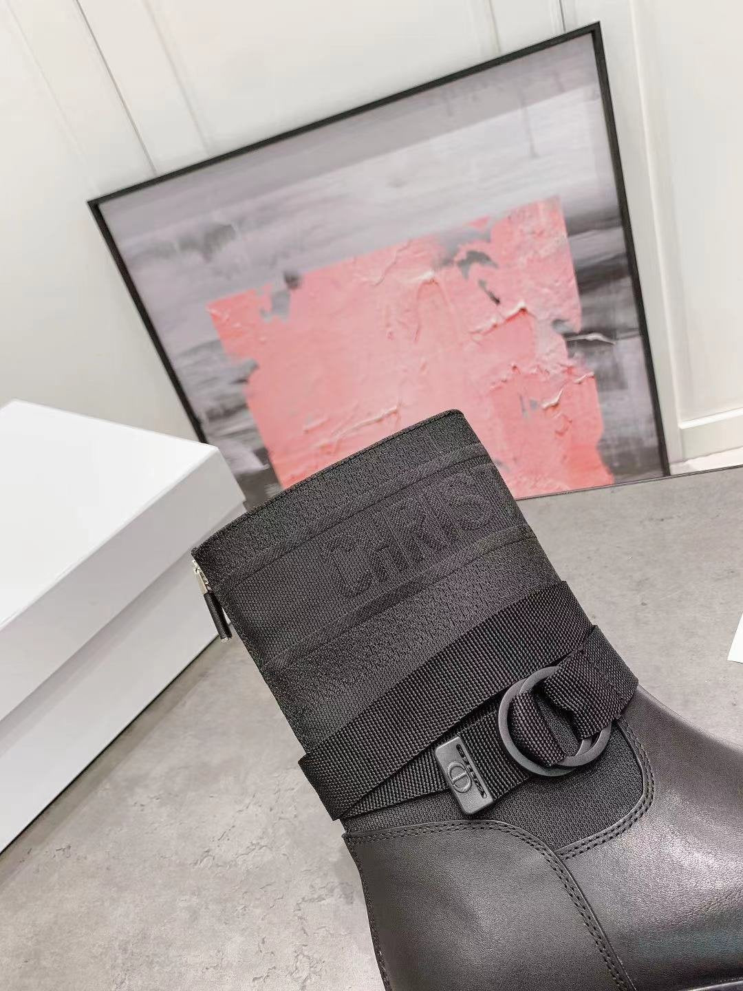 D-Major Boot Black
