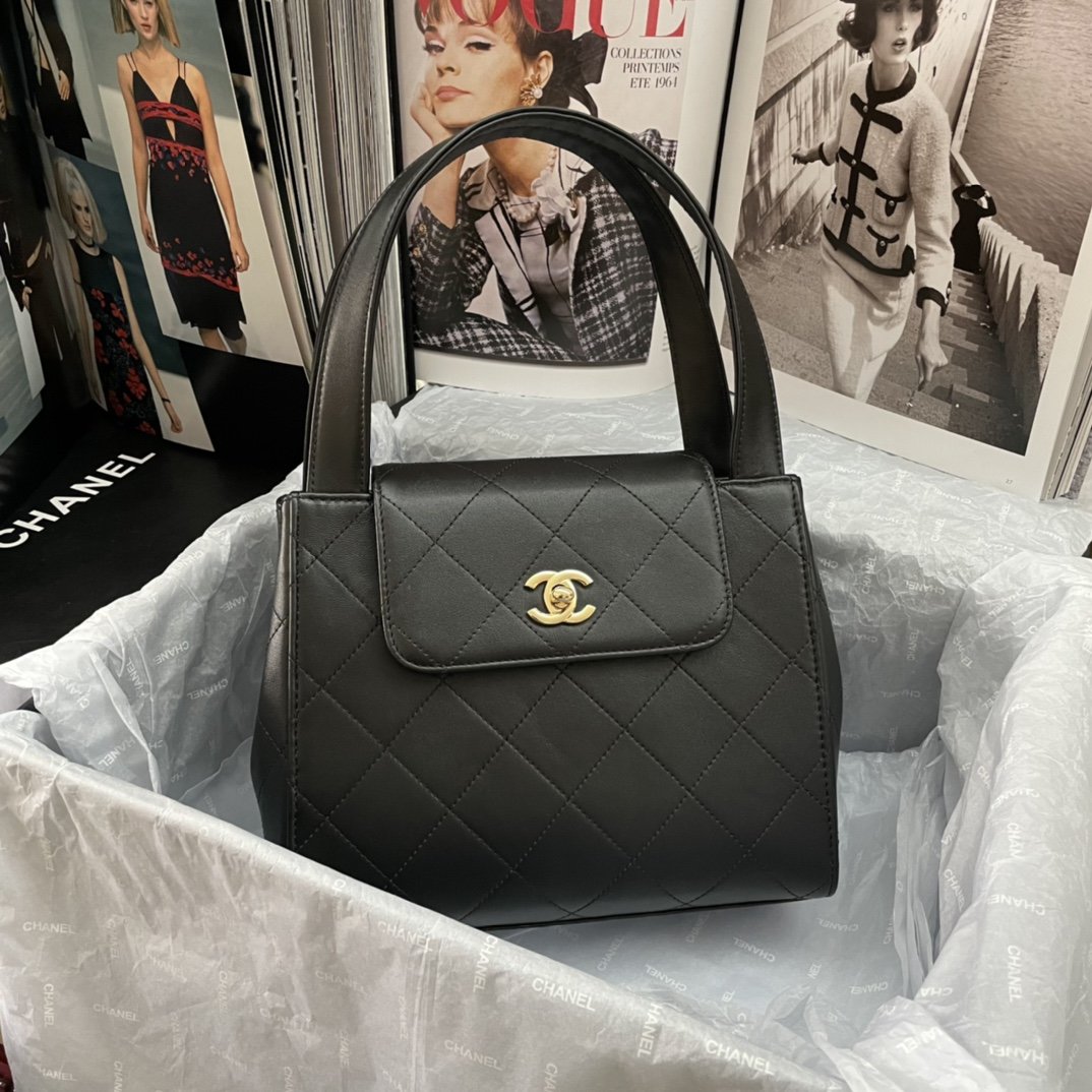 Chanel Co Co Shoulder Flap Bag 29cm Black