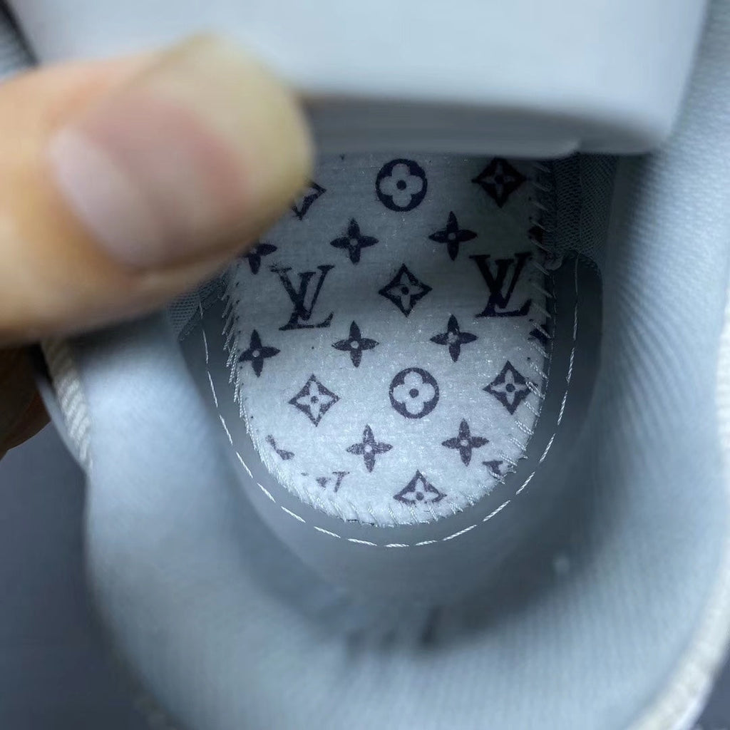 Louis Vuitton Trainer Sneaker