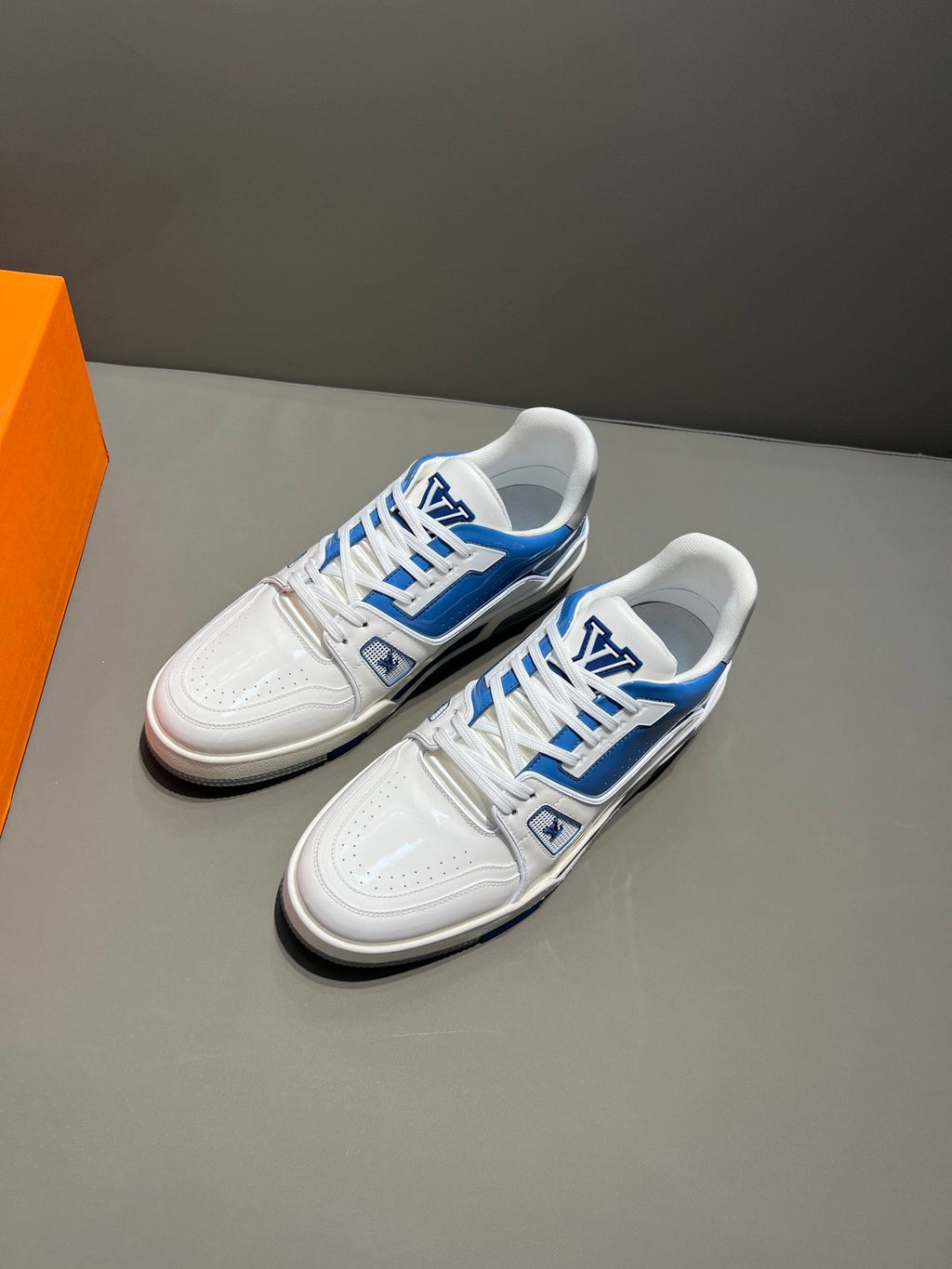 Louis Vuitton Trainer Sneaker