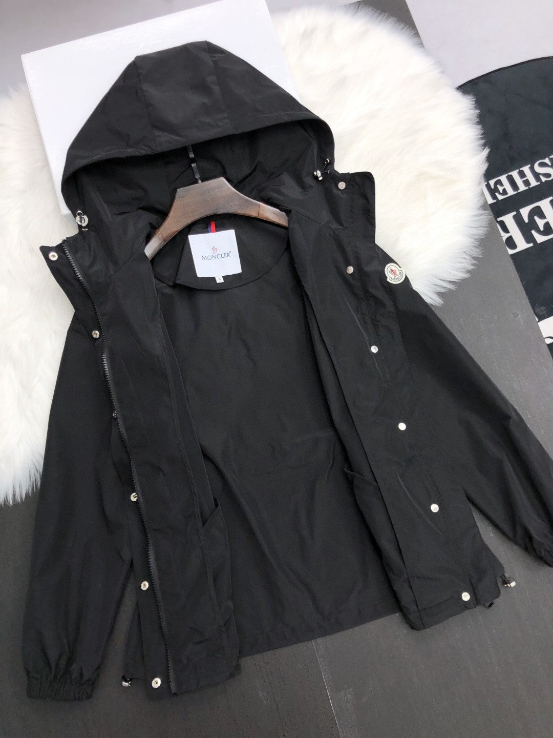 Moncler Ducastel Parka Black