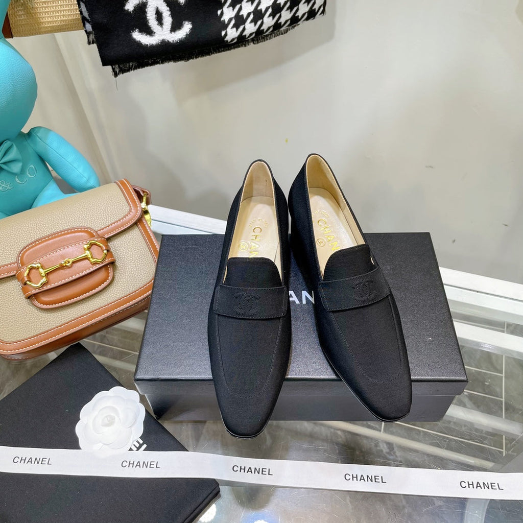 Chanel Loafers Black