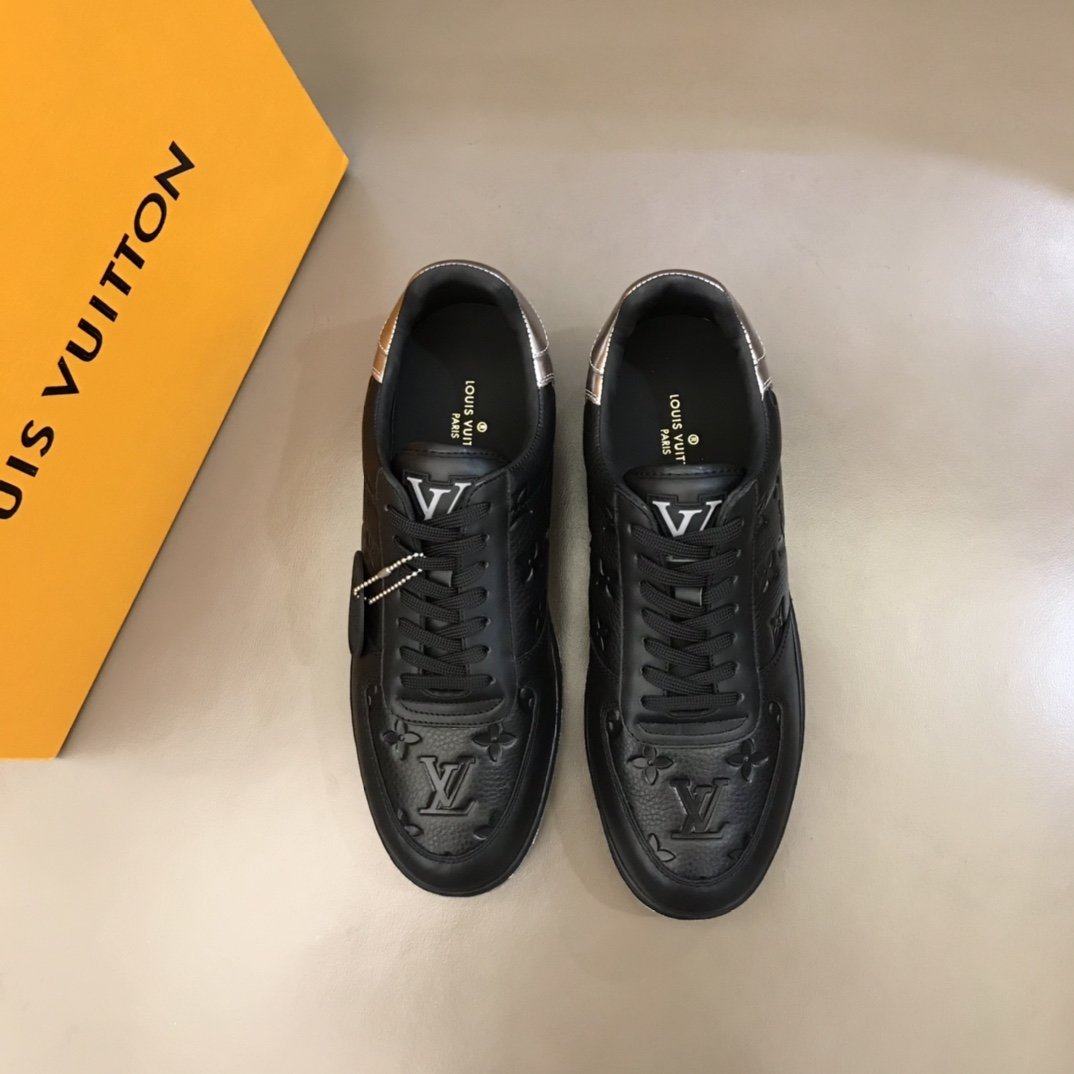 Louis Vuitton Trainer Sneaker Black